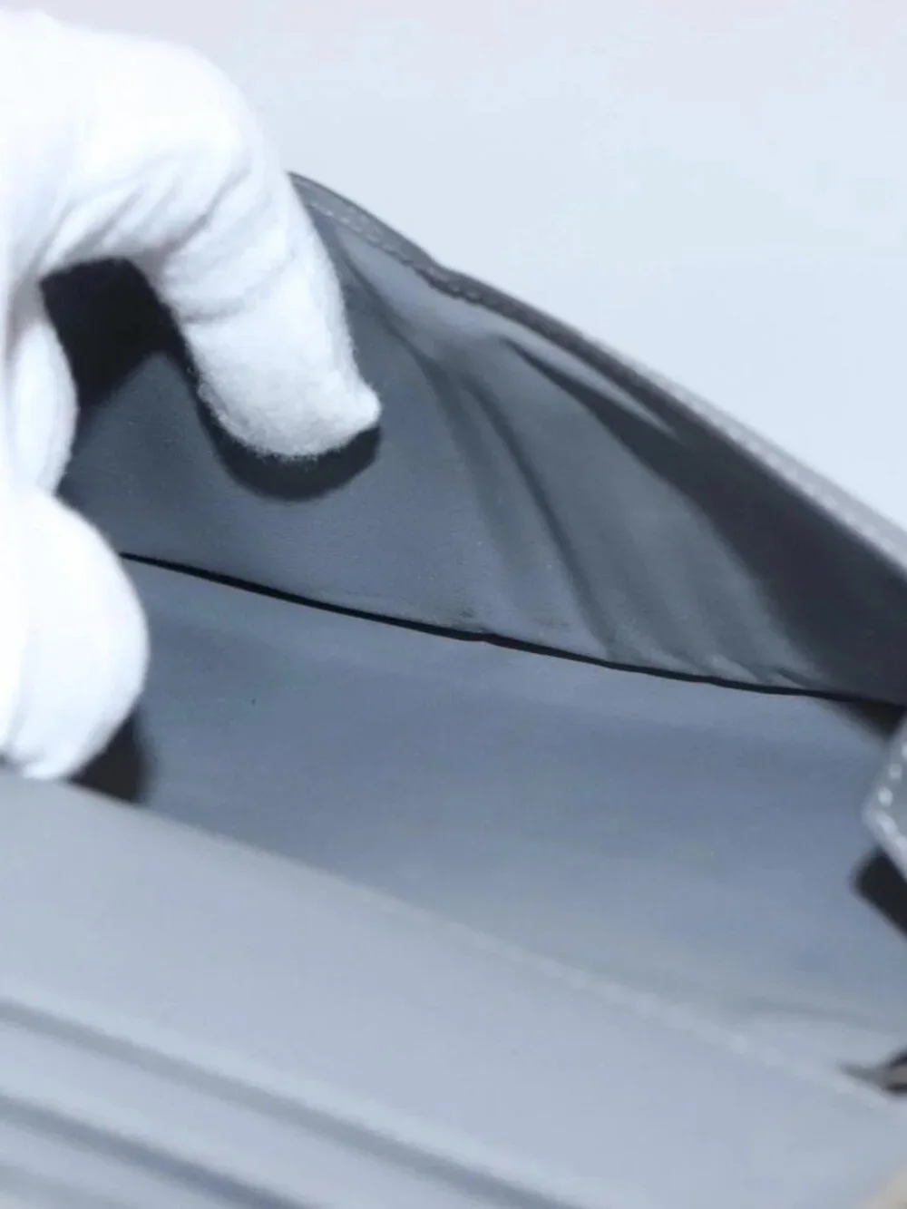 LOUIS VUITTON Monogram Miroir Zippy Wallet Vertical Wallet Silver - Picture 13 of 16